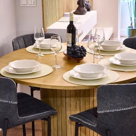 Neue Luxus-suiten Im Stadtzentrum Von Bilbao- Kostenloses Parken By Interhome Μπιλμπάο