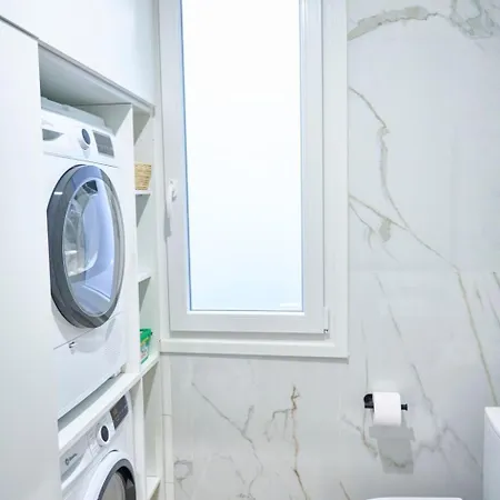 Neue Luxus-suiten Im Stadtzentrum Von Bilbao- Kostenloses Parken By Interhome * Μπιλμπάο