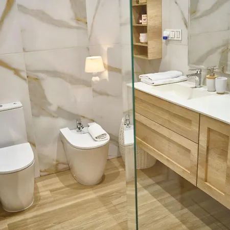 Διαμέρισμα Neue Luxus-suiten Im Stadtzentrum Von Bilbao- Kostenloses Parken By Interhome *