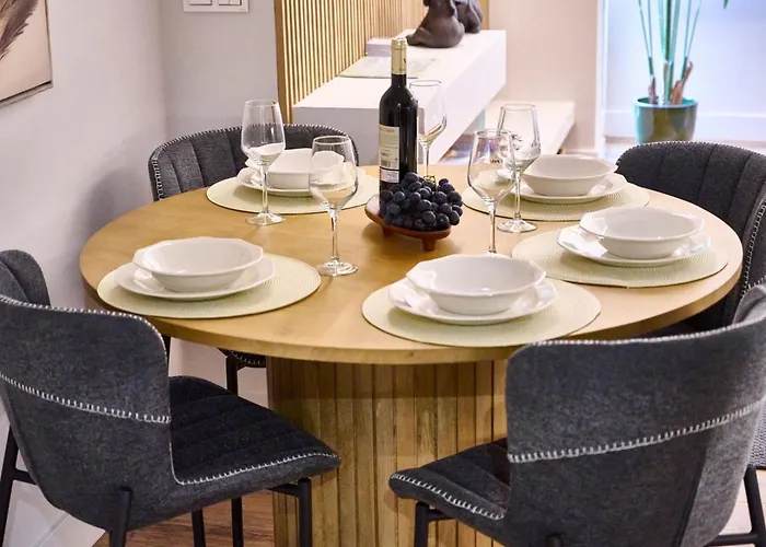 Neue Luxus-suiten Im Stadtzentrum Von Bilbao- Kostenloses Parken By Interhome Μπιλμπάο