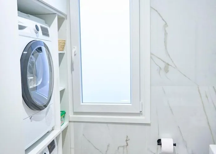 Neue Luxus-suiten Im Stadtzentrum Von Bilbao- Kostenloses Parken By Interhome * Μπιλμπάο