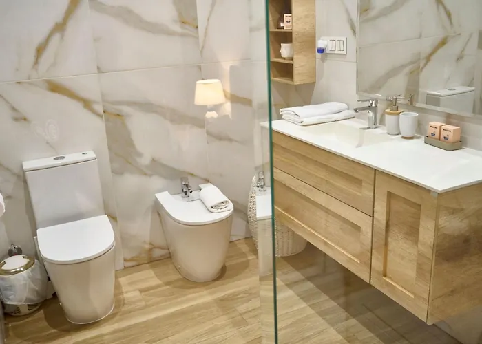 Appartement Neue Luxus-suiten Im Stadtzentrum Von Bilbao- Kostenloses Parken By Interhome *