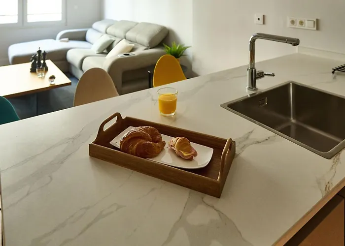 Neue Luxus-suiten Im Stadtzentrum Von Bilbao- Kostenloses Parken By Interhome